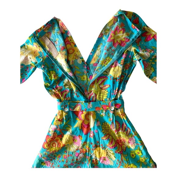 PLUM PRETTY SUGAR Floral V-Neck Romper - Picture 4 of 11